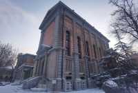 白雪映古建，岁晏尘事歇——雪舞天津老建筑