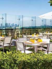 🌟✨ Luxe L.A. Living: Chic Stays in West Hollywood 🌴🏨