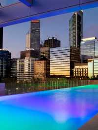 🌟 Perth's Posh Palace: Ritz-Carlton's Riverfront Retreat 🌟