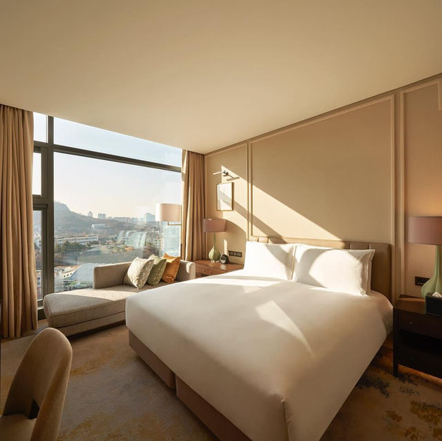 首爾The Ambassador Seoul - A Pullman Hotel：頂尖奢華，美食盛宴