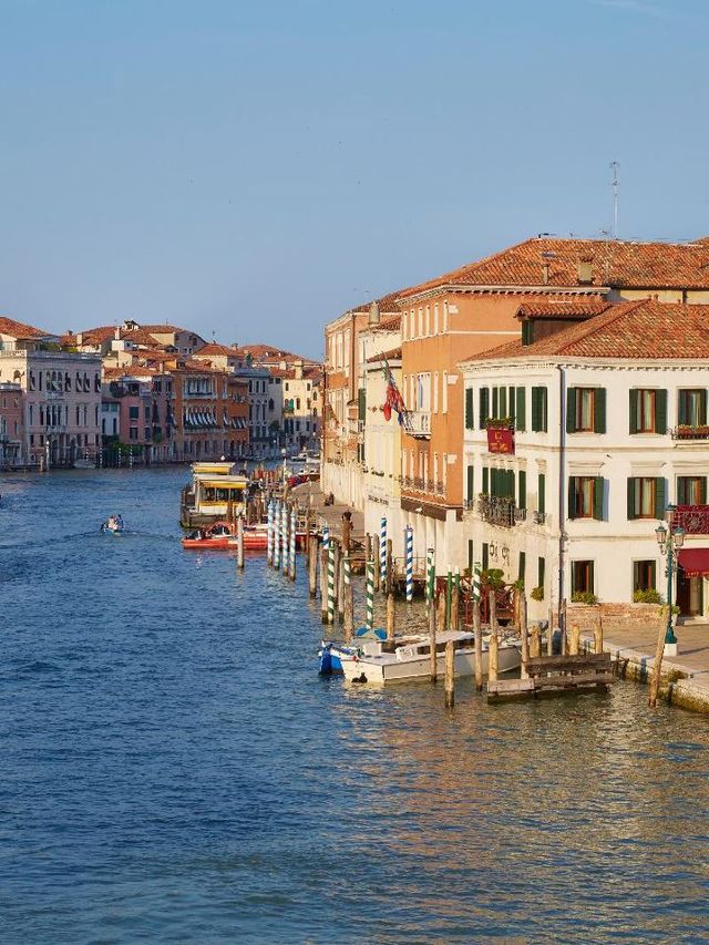 🌟 Venice Views & Vibes: Canal Grande Hotel 🌟