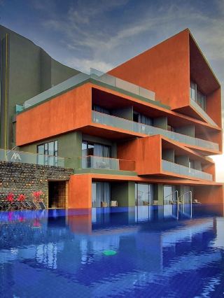 🌟✈️ Maharashtra's Hidden Gem: Aria Resort & Spa Review! 🏨🌴