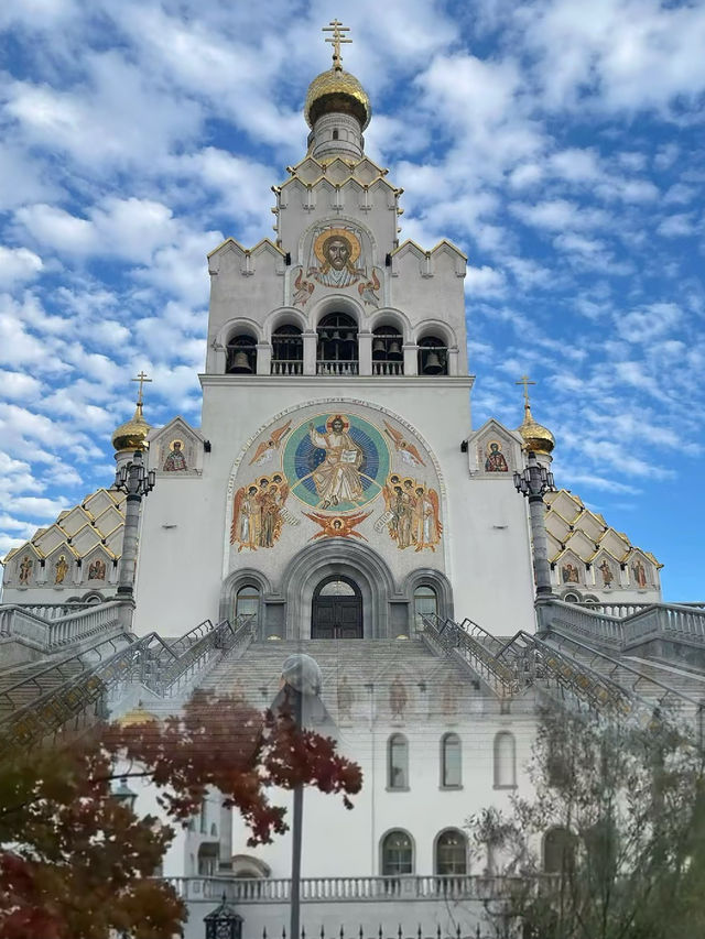 揭開明斯克的神秘面紗，中秋必到白俄羅斯的心臟地帶旅遊。