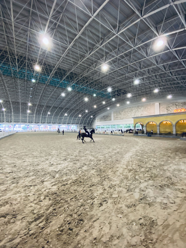 江蘇江陰·海瀾飛馬水城3/5。