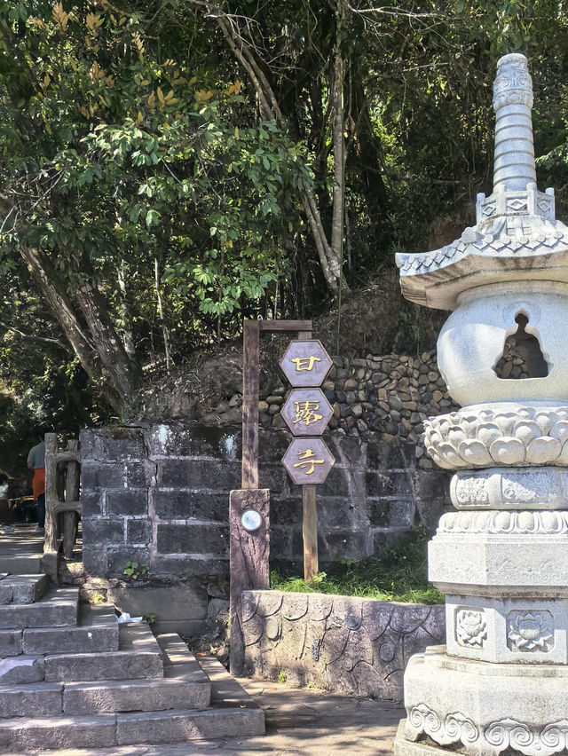 一起來看看懸空寺廟的美景吧。