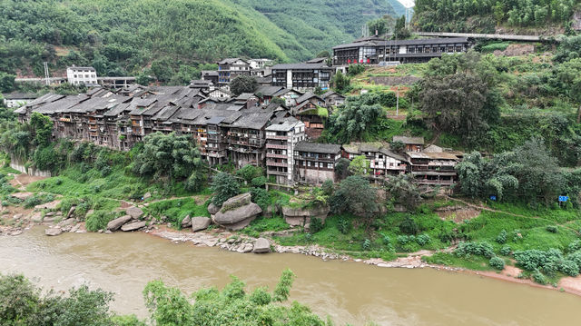 川貴小眾之旅第5天：赤水丙安古鎮。