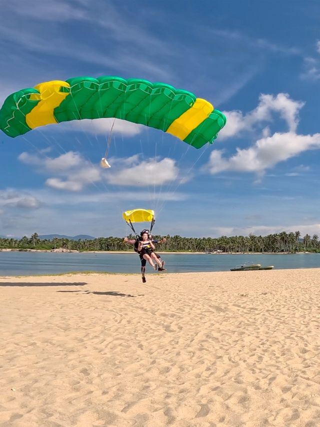三亞跳傘 海南三亞4000米高空玩法很酷