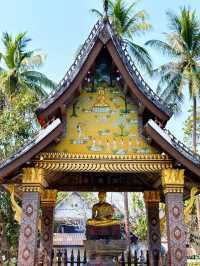 Discover the Beauty of Wat Xieng Thong, Laos' Royal Temple
