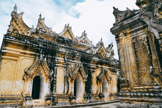 曼德勒·瑪哈昂美僧院