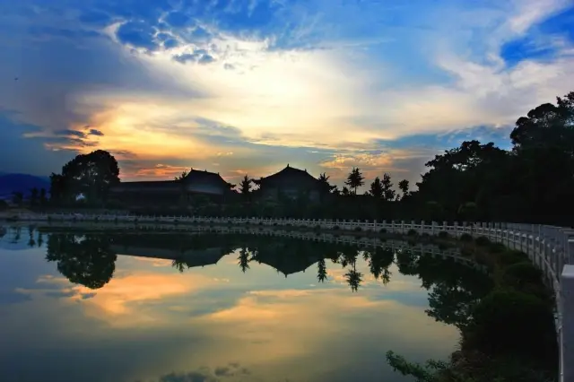 Khách sạn suối nước nóng núi Emei