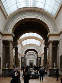 Paris Museum Diary: Night Visit to the Louvre and Encountering the Mona Lisa