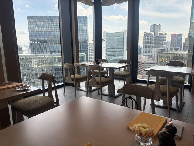 大阪華爾道夫酒店｜貴氣午餐體驗🥂 下午茶搶不到就吃午間套餐！