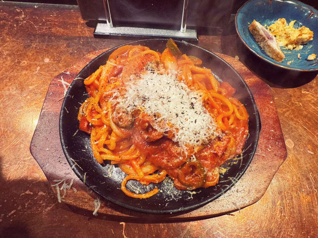 大阪深夜驚喜！隱藏版居酒屋「洋食堂 ホソカワ」