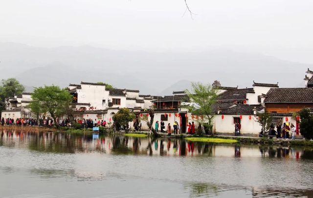 西遞宏村 一個古老嘅地方 蘊含住濃厚嘅人文氣息