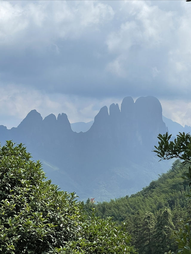 朗沖，雲端上的村落