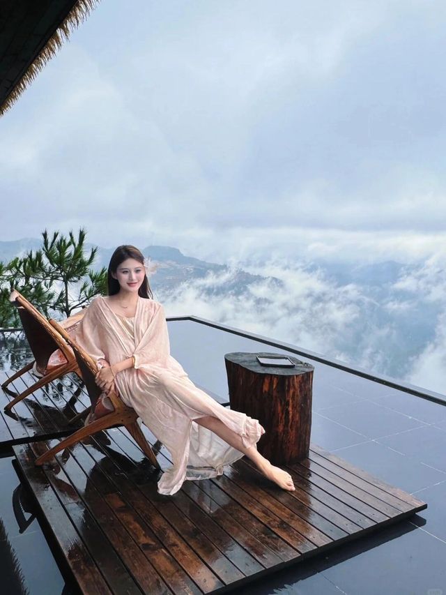 老公揀嘅貴州呢個團,直接住喺雲海上面,太震撼 老公揀嘅貴州呢個團,直接住喺雲海上面,太震撼