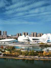 入住藝術地標，欣賞爆笑話劇！梅溪湖雙人浪漫夜攻略