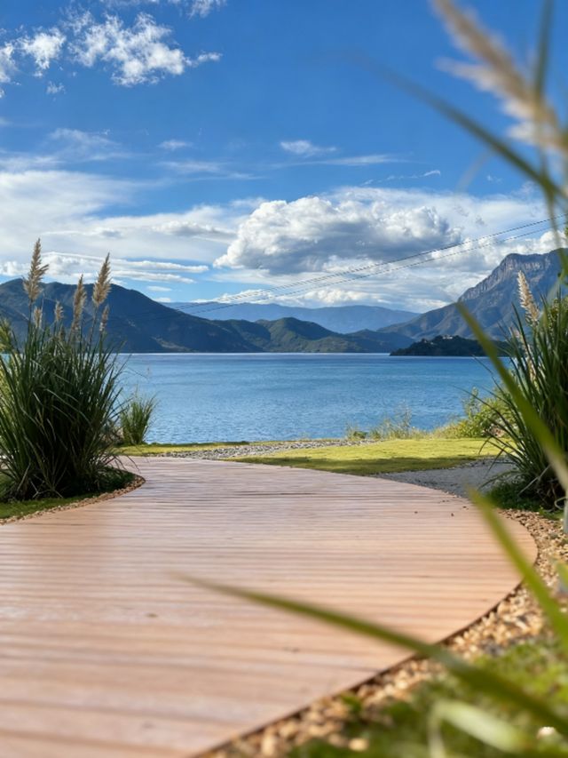 綠野仙蹤瀘沽湖
