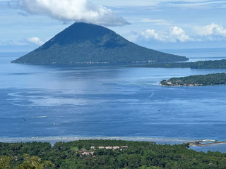 Setelah 7 tahun menanti, impian merasakan indahnya paralayang di Manado akhirnya terwujud!