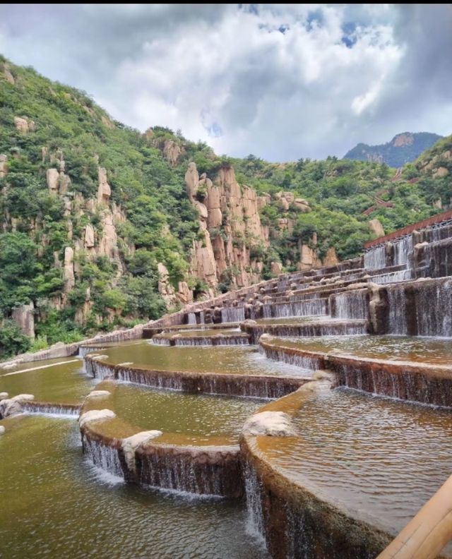 秦皇島冰塘峪長城風景區陰雨天也超美的仙境！