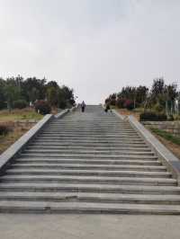 【河南省濮陽市】龍山公園。