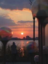 魔都落日秘境滴水湖懸日最佳打卡機位大公開!