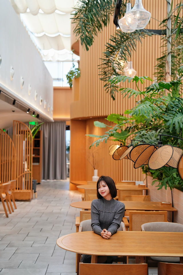 在上海，找到一處東方詩學的收藏所