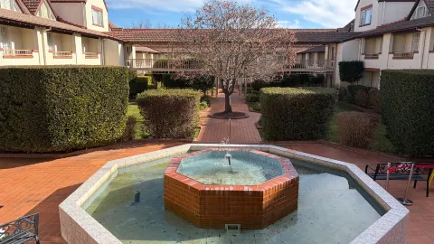 Smooth Stay with Minor Hiccups — traveler post in Braddon
