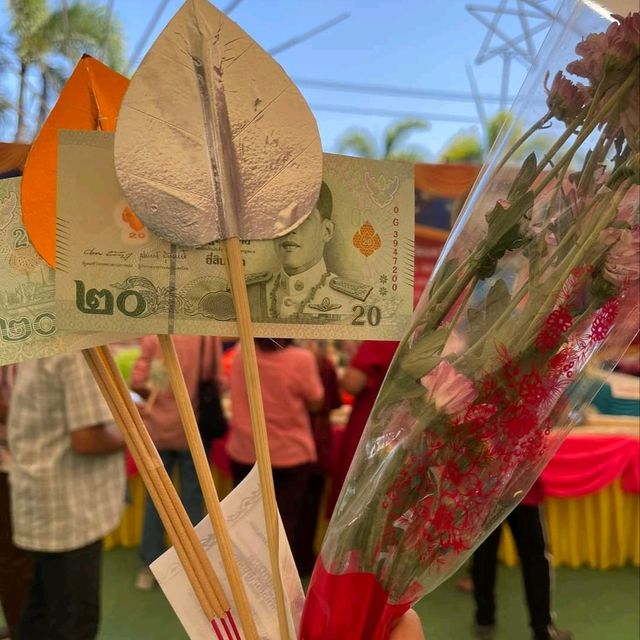 ทำบุญกันต่อเลยจร้า  สายมูต้องตามมานะ