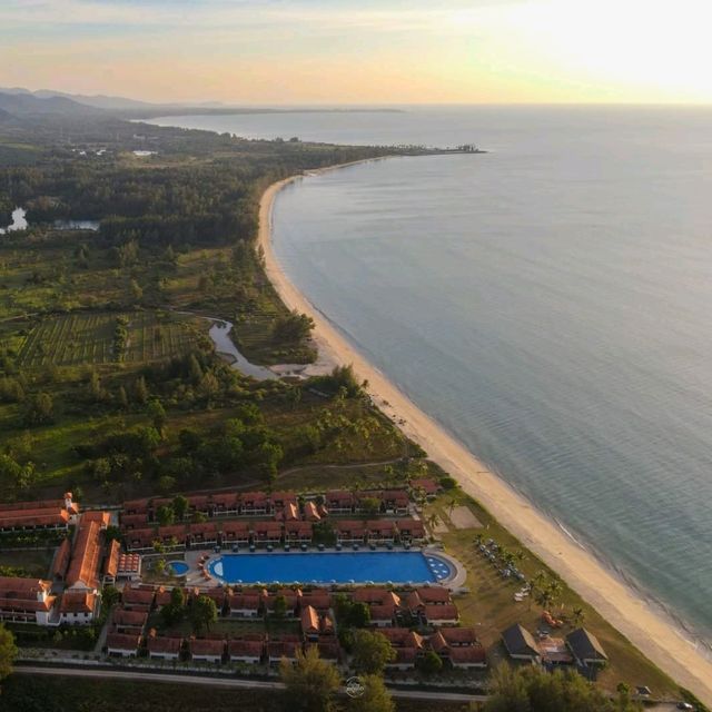 Le Menara Khao Lak Luxury Beachfront Villa& Resort