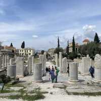 Hadrian’s library หอสมุดโบราณ ของเอเธนส์