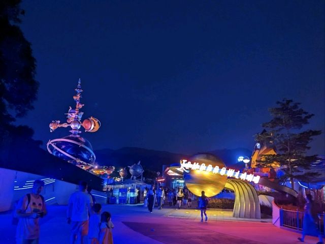 【香港_香港ディズニーランド】日本と違うTOMORROW LAND