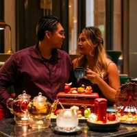 หลบฝนไปนั่งจิบชาฟิลผู้ดีอังกฤษที่ Rendezvous Lounge จ้า
