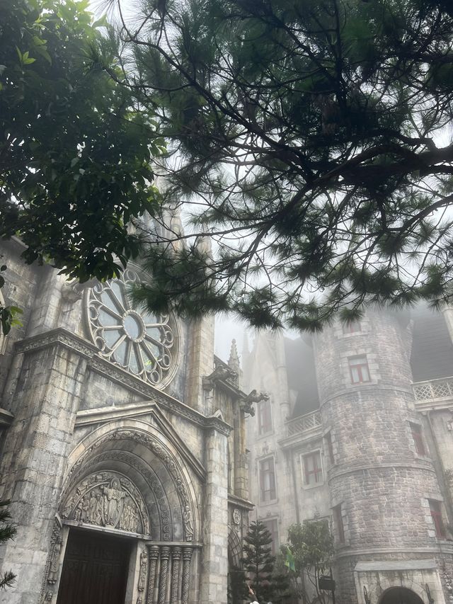 날씨 변덕이 심한 다낭 바나힐