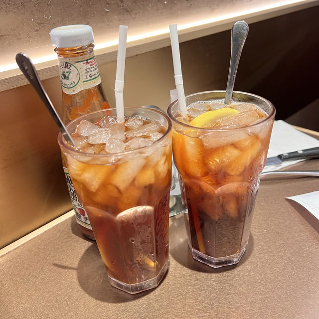 懷舊扒房金鳳大餐廳