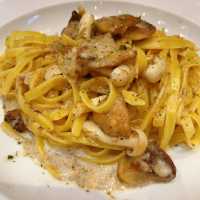 Pakuwon City Mall內的Food Society