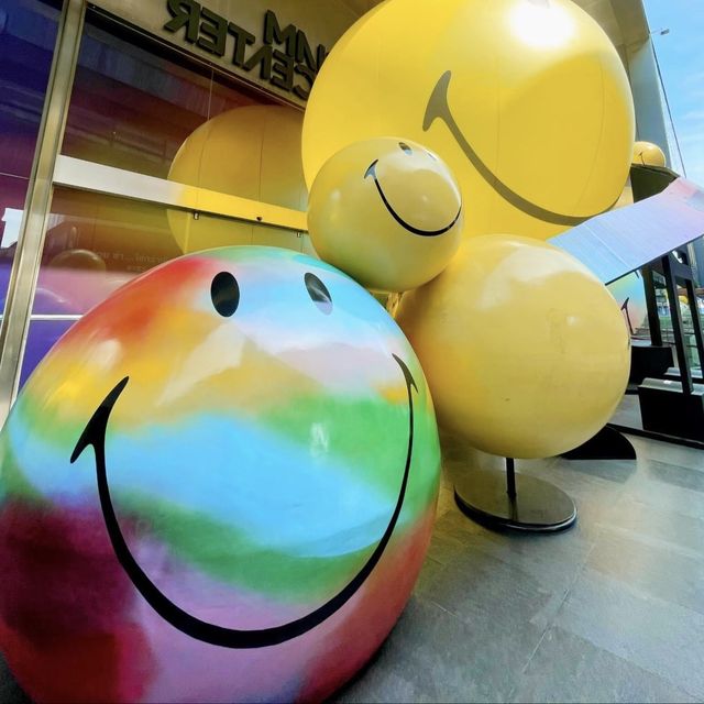 siam paragon - smile always