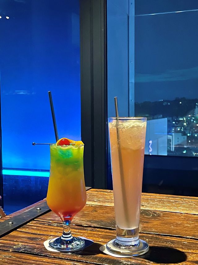 고급스러움과 트렌디가 공존하는 호텔 BAR🍸