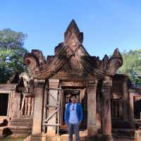 Banteay Srei Temple 10th-century Khmer temple of pin