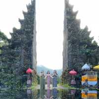 Gate of heaven - Handara gate