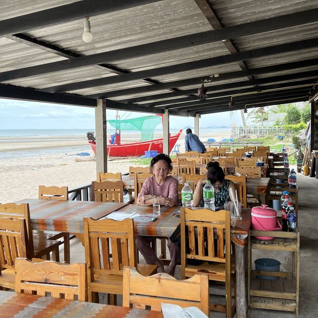 ครัวเจ๊นงค์ซีฟู้ด ร้านอร่อยใกล้หัวหิน