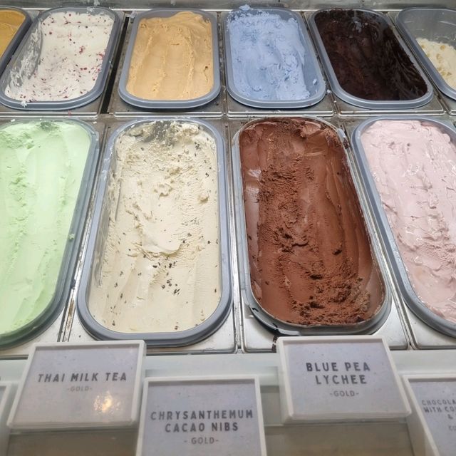 Supper at Cold Fling Ice Cream Bar 🥶