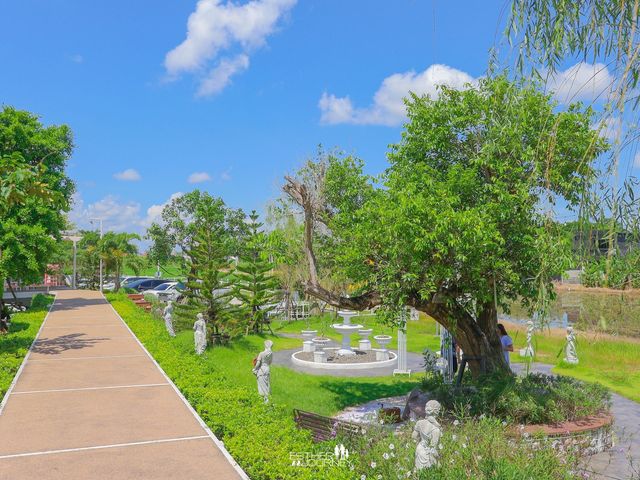 โรงนาคาเฟ่ กำแพงเพชร
