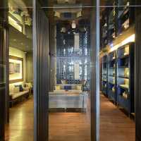 The luxurious lobby of Silk Place Tainan