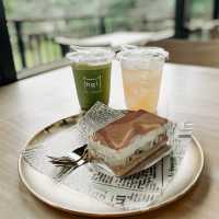 HOL CAFE อ่านยังไงกันนะ ☕️
