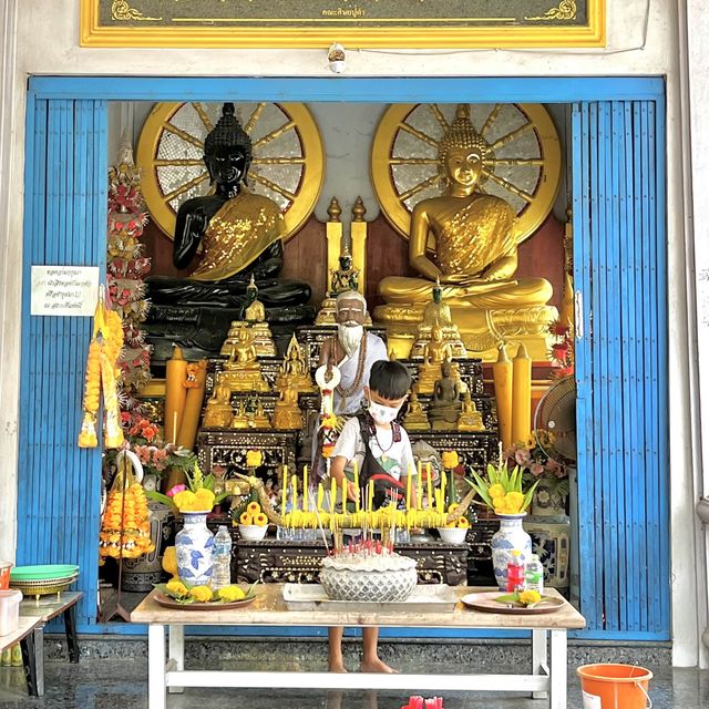 ลอดถ้ำใบโพธิ์ ณ วัดชะอำคีรี