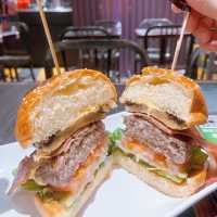 型格工業風🇺🇸邪惡😈巨型大漢堡🍔 🌸Burgeroom（尖沙咀）