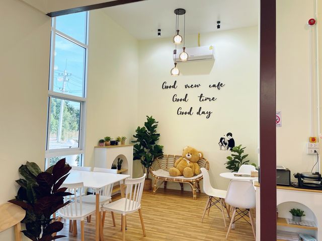 Good View Cafe @กังหันลมมุกดาหาร