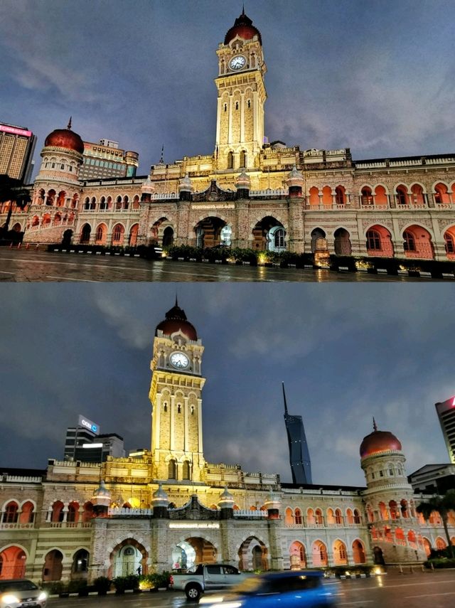 Sultan Abdul Samad building shining in the night