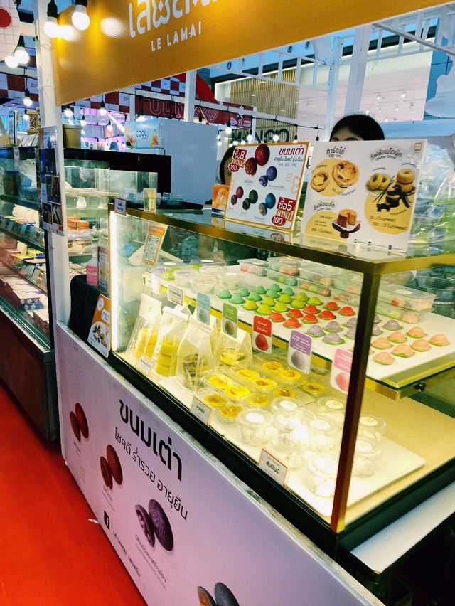 ปันโปร Goods market at Central world f.1